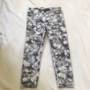Grey and White Athleta Girl capris